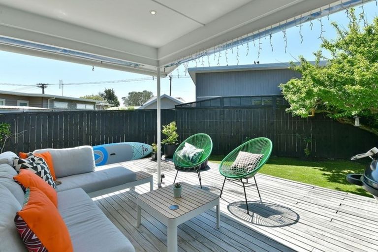 Photo of property in 21 Laurence Street, Manly, Whangaparaoa, 0930