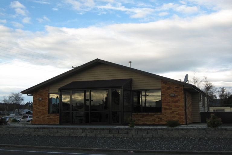 Photo of property in 15 Lanark Street, Balclutha, 9230