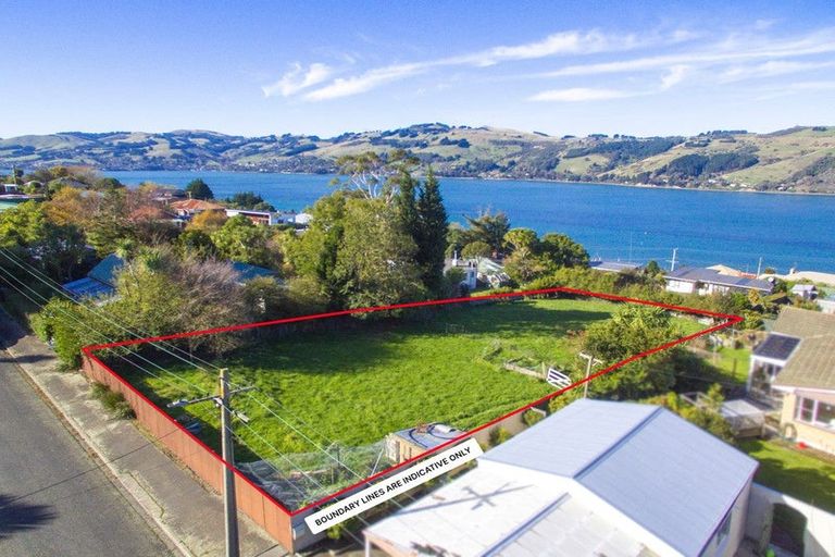 Photo of property in 14 Matai Street, Ravensbourne, Dunedin, 9022