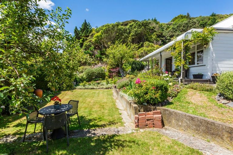 Photo of property in 88 Paremata Road, Paremata, Porirua, 5024