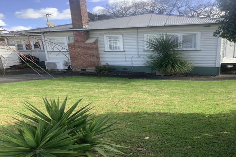 Photo of property in 1/6 Chapel Street, Papakura, 2110