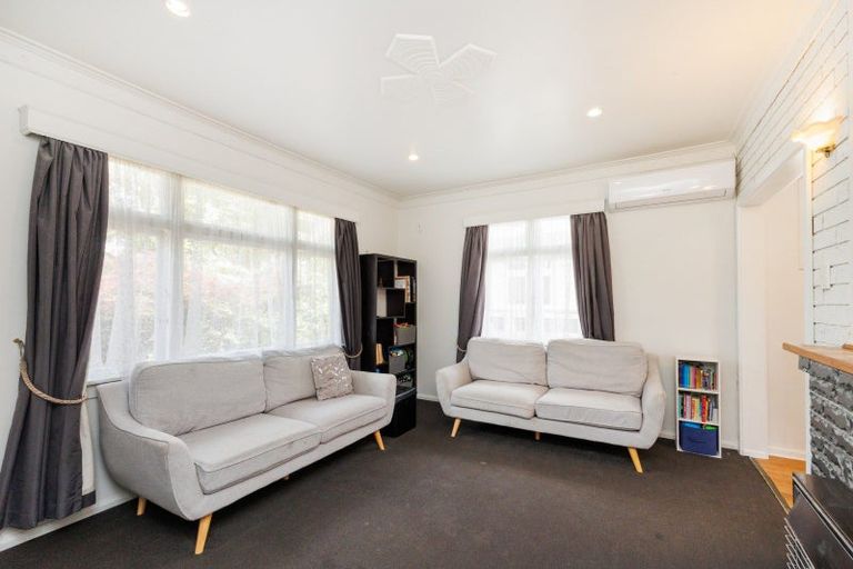 Photo of property in 97 Churchill Avenue, Hokowhitu, Palmerston North, 4410