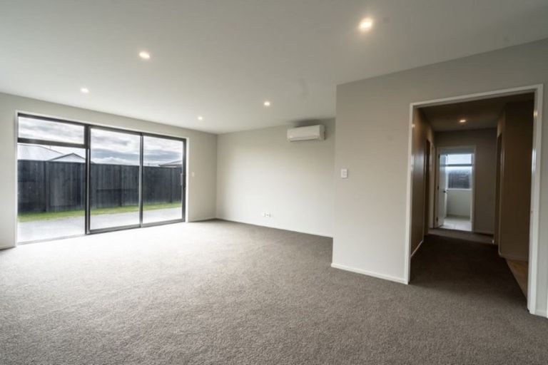 Photo of property in 30 Chatsworth Avenue, Rangiora, 7400