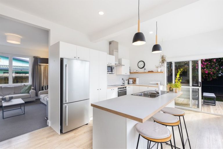 Photo of property in 7c Avonhead Road, Avonhead, Christchurch, 8042