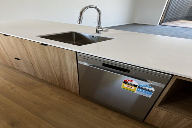 Photo of property in 261d Edgeware Road, Edgeware, Christchurch, 8013