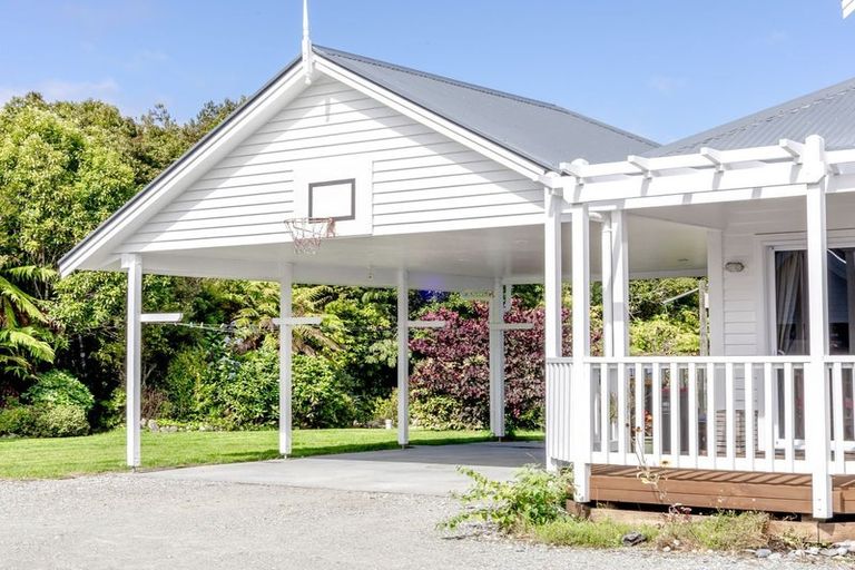 Photo of property in 84 Maori Creek Road, Marsden, Greymouth, 7872