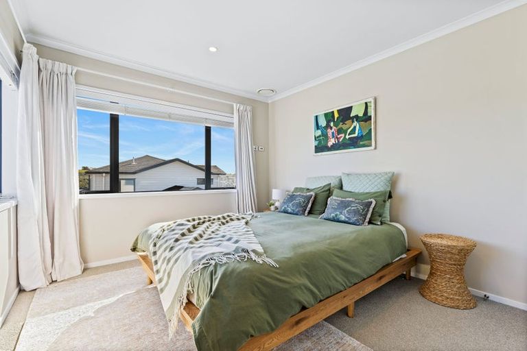 Photo of property in 9 Barque Rise, Long Bay, Auckland, 0630