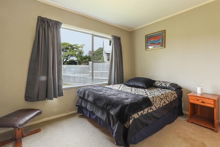 Photo of property in 30 Rewarewa Street, Owhata, Rotorua, 3010