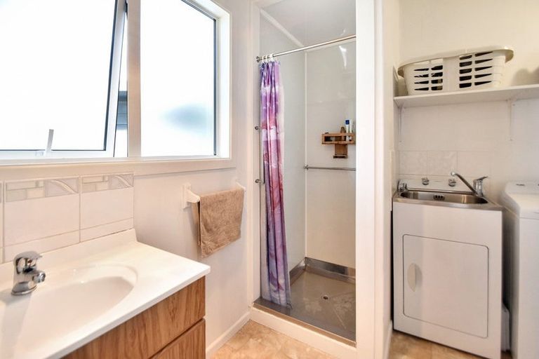 Photo of property in 2 Keene Place, Omarama, 9412