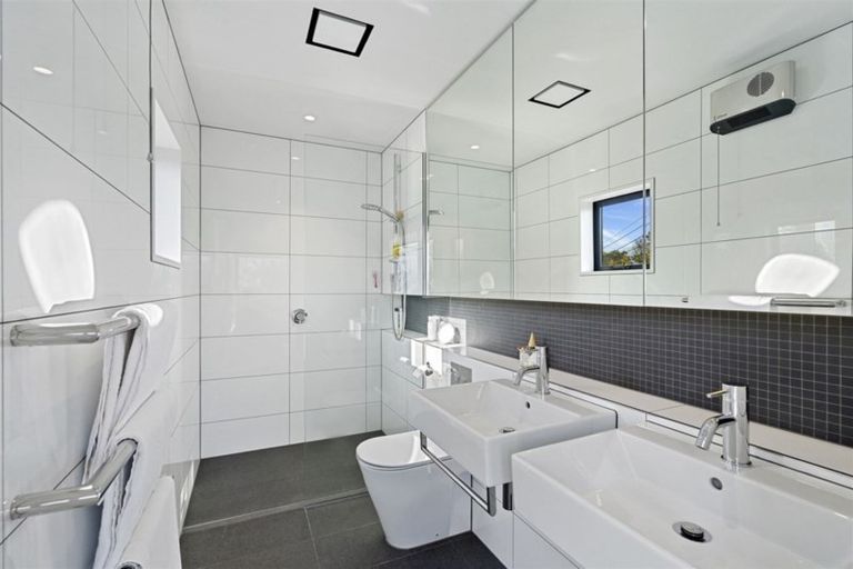 Photo of property in 157 Puriri Street, Fendalton, Christchurch, 8041