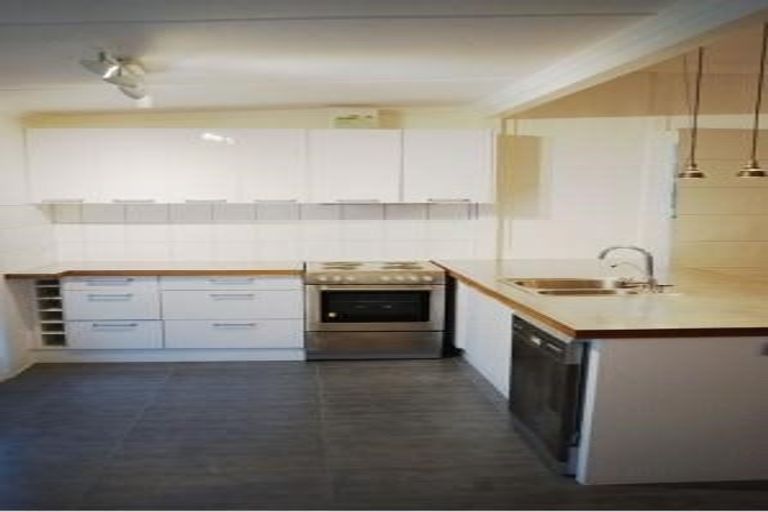 Photo of property in 62 Hurndall Street East, Maungaturoto, 0520