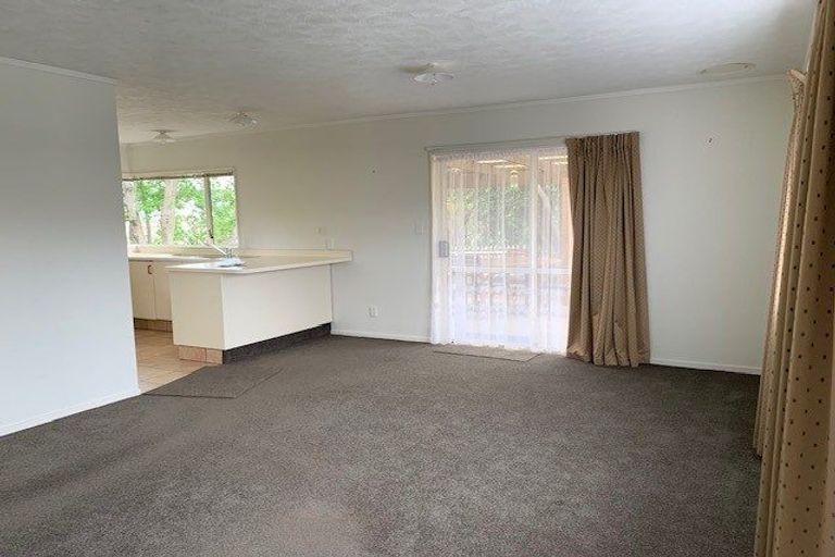 Photo of property in 9 Ratanui Road, Paraparaumu, 5032