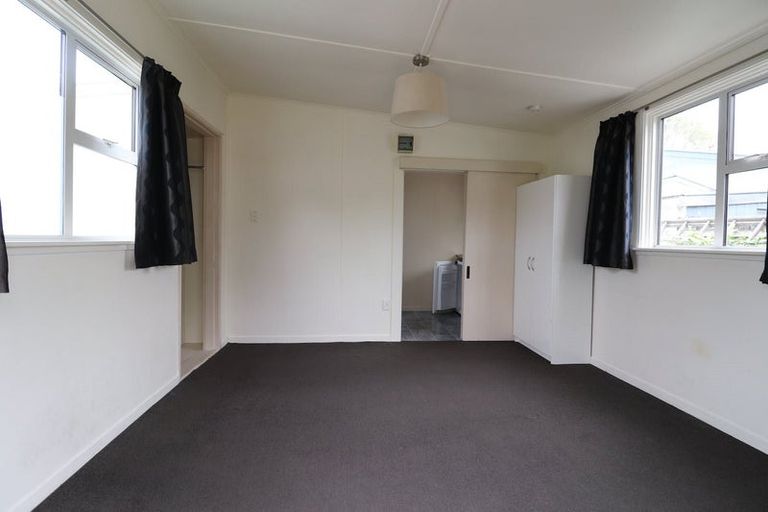 Photo of property in 21 Hanrahan Street, Upper Riccarton, Christchurch, 8041