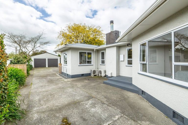 Photo of property in 26 Costley Street, Carterton, 5713