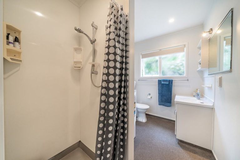 Photo of property in 18b Penryn Drive, Camborne, Porirua, 5026