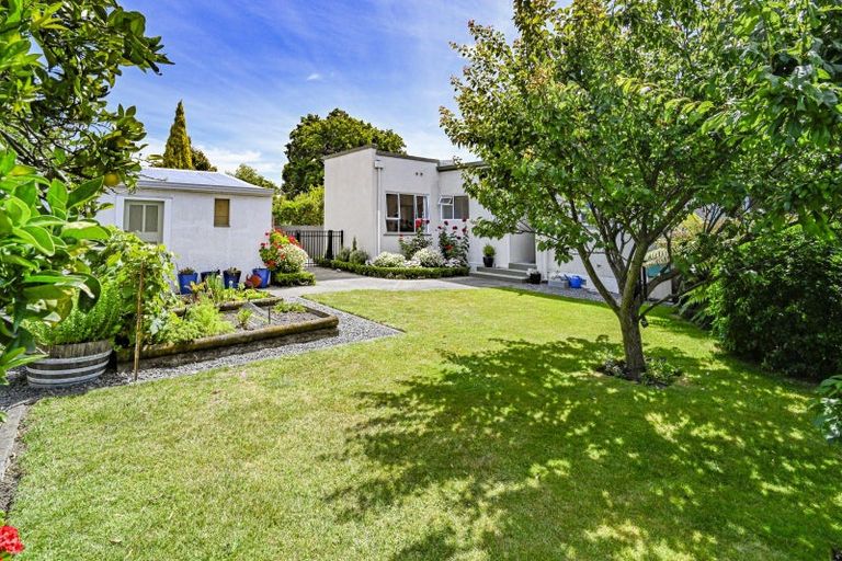 Photo of property in 201 Frimley Avenue, Frimley, Hastings, 4120