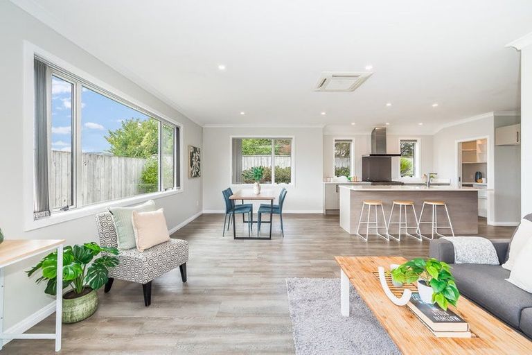 Photo of property in 1b Trusham Court, Paraparaumu, 5032