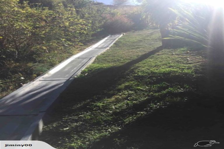 Photo of property in 57 Hawkhurst Road, Lyttelton, 8082