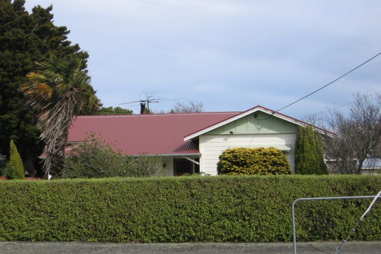 Photo of property in 18 Hayward Street, Featherston, 5710