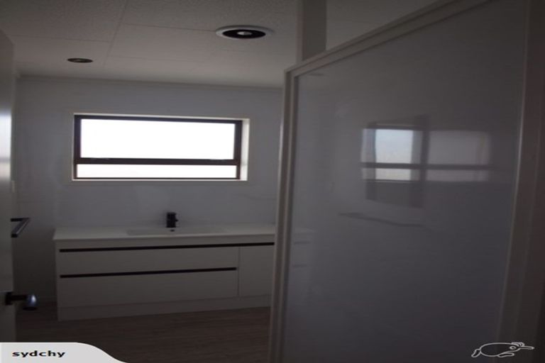 Photo of property in 1/481 Saint Aubyn Street, Moturoa, New Plymouth, 4310