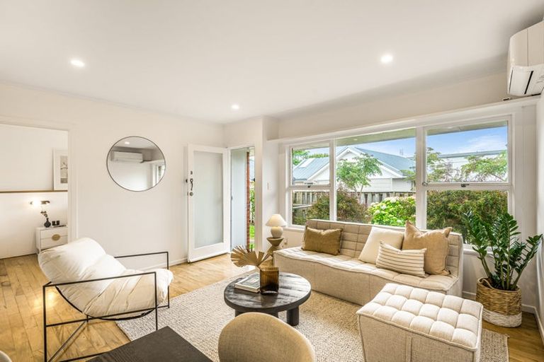 Photo of property in 3/17 Saltburn Road, Milford, Auckland, 0620