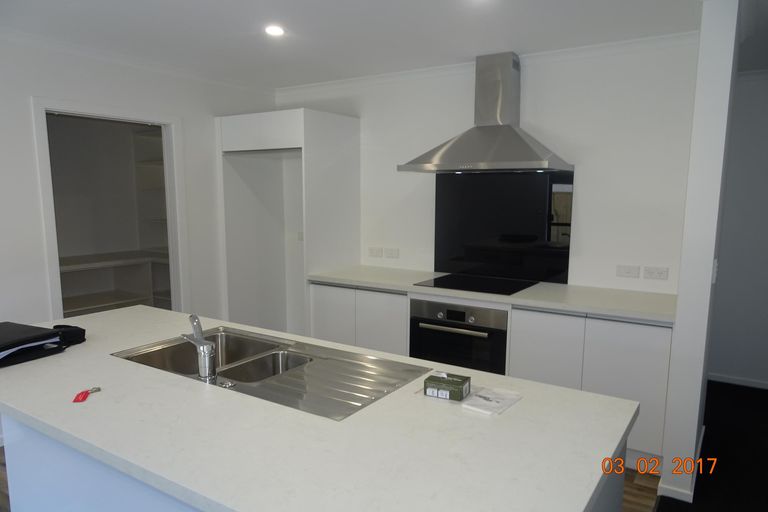 Photo of property in 84 Puhirake Crescent, Pyes Pa, Tauranga, 3112