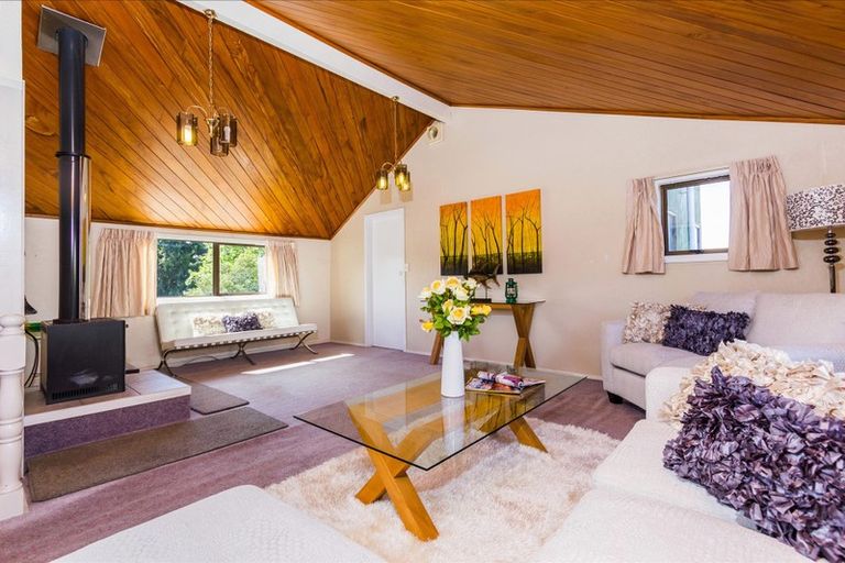 Photo of property in 1/7 Cezanne Place, New Lynn, Auckland, 0600