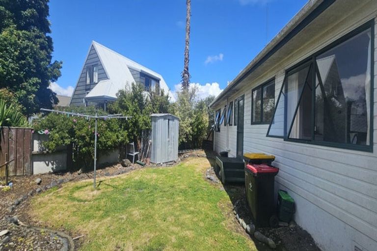 Photo of property in 8a Kane Road, Papamoa Beach, Papamoa, 3118