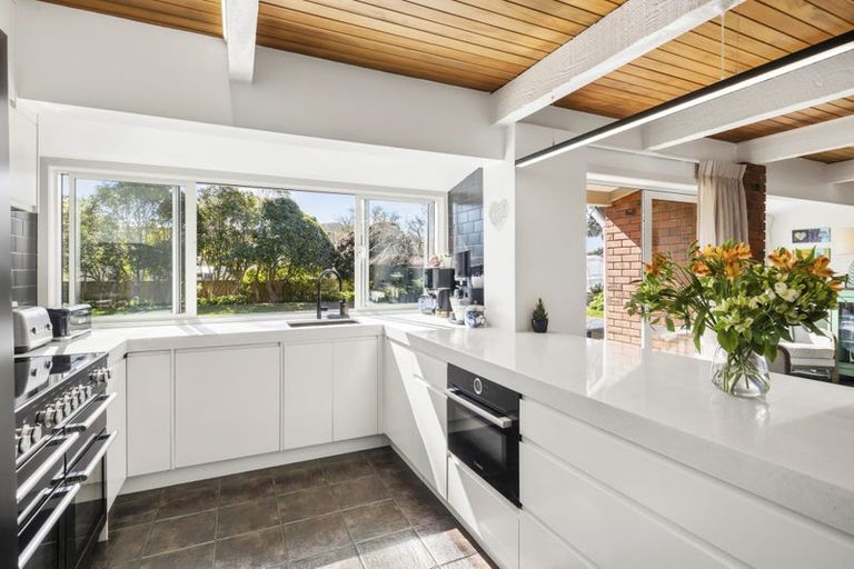 Photo of property in 14 Halswater Drive, Churton Park, Wellington, 6037