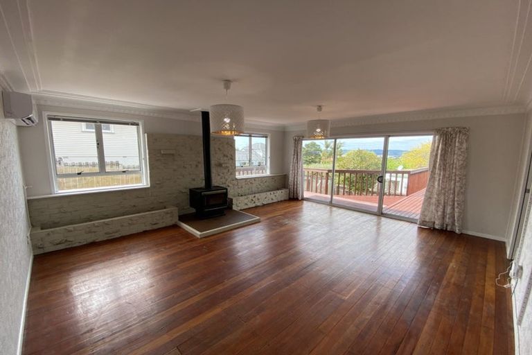 Photo of property in 81 Litten Road, Cockle Bay, Auckland, 2014