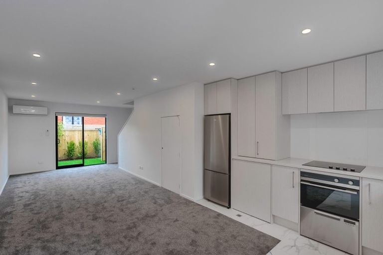 Photo of property in Riverena Flats, 377 Barbadoes Street, Christchurch Central, Christchurch, 8011