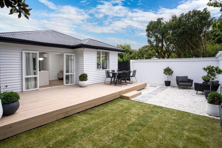 Photo of property in 18 Dover Street, St Albans, Christchurch, 8014