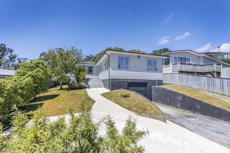 Photo of property in 7 Quinn Grove, Ranui, Porirua, 5024