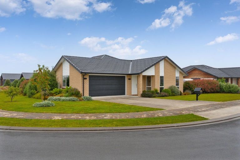 Photo of property in 1 Fantail Avenue, Carterton, 5713