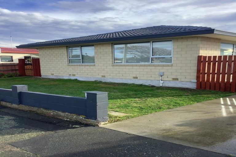 Photo of property in 2/112 Tedder Avenue, North New Brighton, Christchurch, 8083