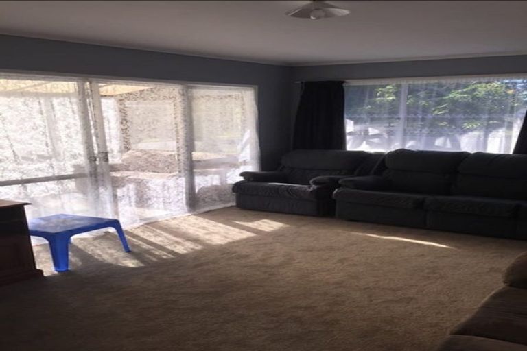 Photo of property in 24 Redcrest Avenue, Red Hill, Papakura, 2110