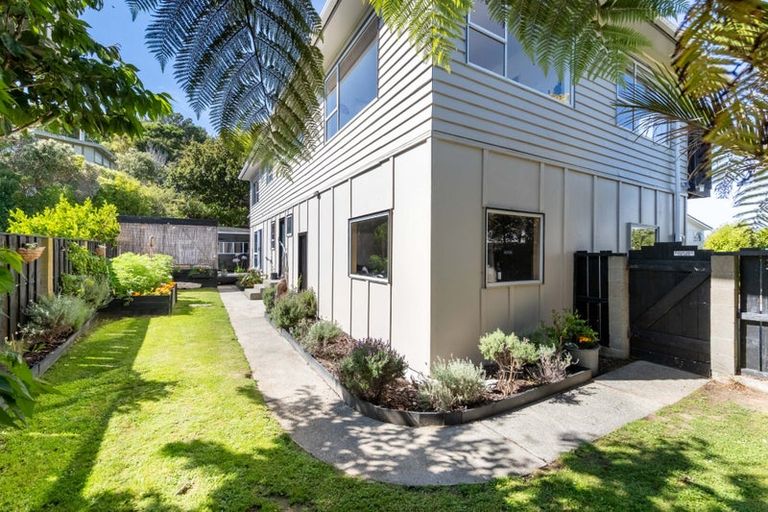 Photo of property in 7 Livet Place, Papakowhai, Porirua, 5024