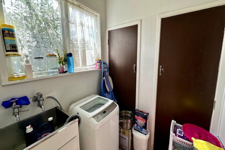 Photo of property in 3/289 Swanson Road, Ranui, Auckland, 0612