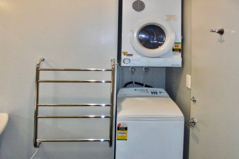 Photo of property in City Lodge, 408/115 Vivian Street, Te Aro, Wellington, 6011