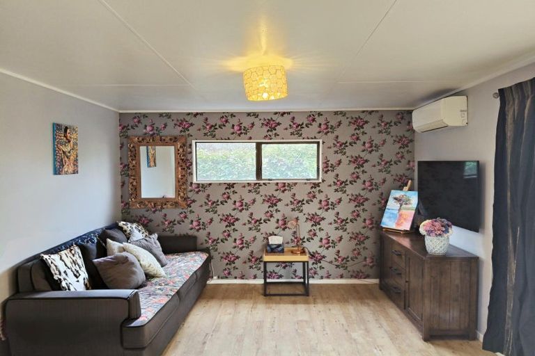 Photo of property in 1/114 Park Road South, Akina, Hastings, 4122