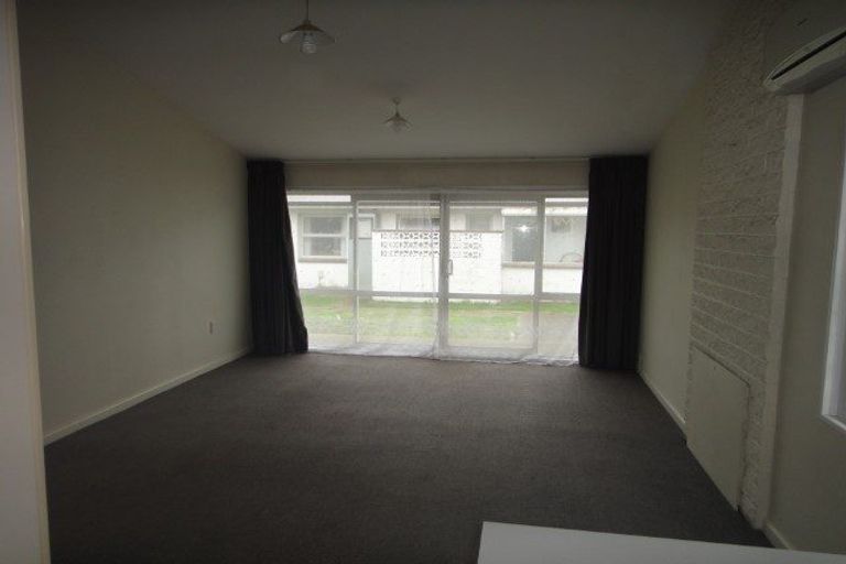 Photo of property in 11a Renfrew Street, Upper Riccarton, Christchurch, 8041