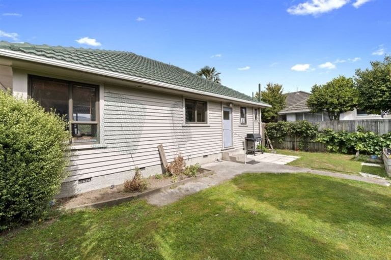 Photo of property in 1/126 Halswell Road, Hillmorton, Christchurch, 8025