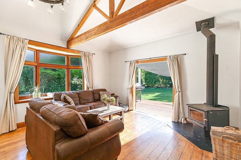 Photo of property in 1541 Dovedale Road, Thorpe, Wakefield, 7096