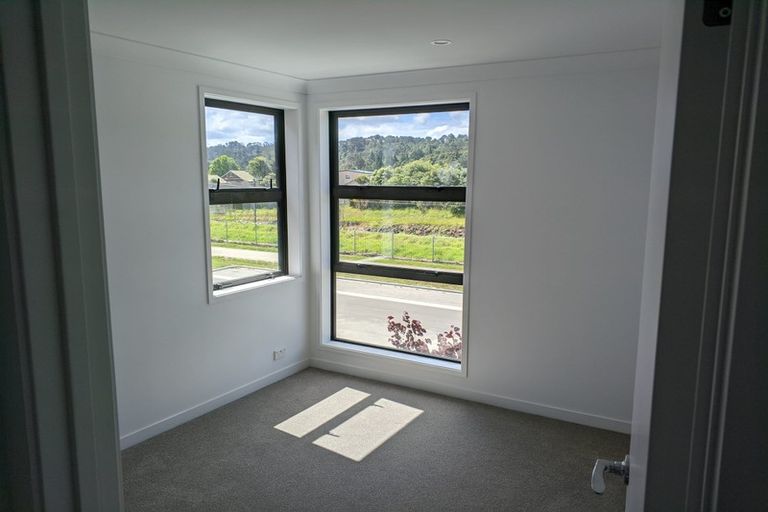 Photo of property in 31c O'meara Street, Swanson, Auckland, 0614