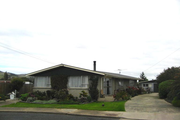 Photo of property in 1 Ashton Street, Mosgiel, 9024