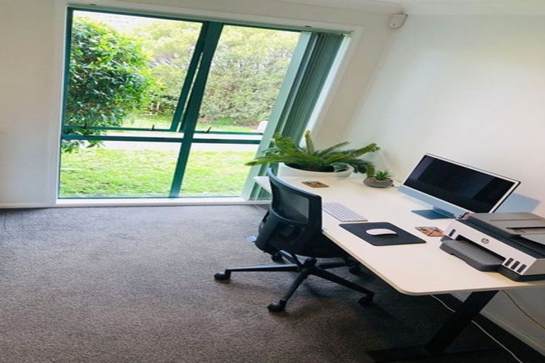 Photo of property in 12 Wentworth Park, Albany, Auckland, 0632