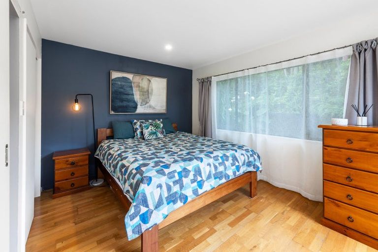 Photo of property in 446f West Coast Road, Glen Eden, Auckland, 0602