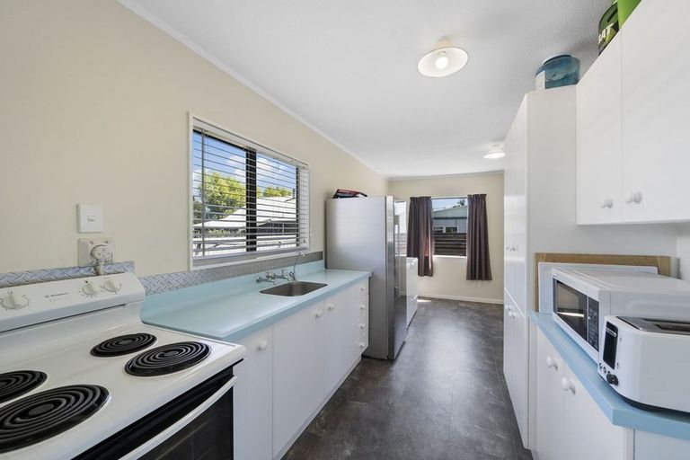 Photo of property in 62b Rata Road, Raumati Beach, Paraparaumu, 5032