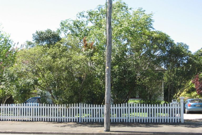Photo of property in 435 Palmerston Road, Gisborne, 4010