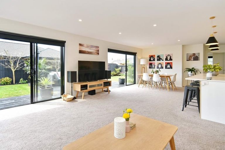 Photo of property in 11 Makawe Roa Street, Marshland, Christchurch, 8083